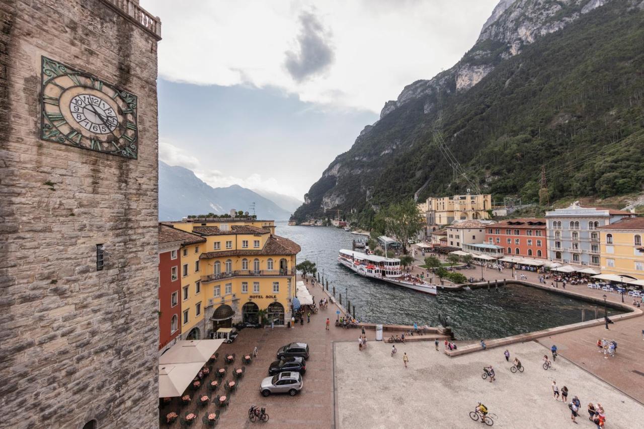 Hotel Centrale Riva del Garda Esterno foto